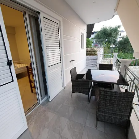 Konukevi Aria Pura Avlonya