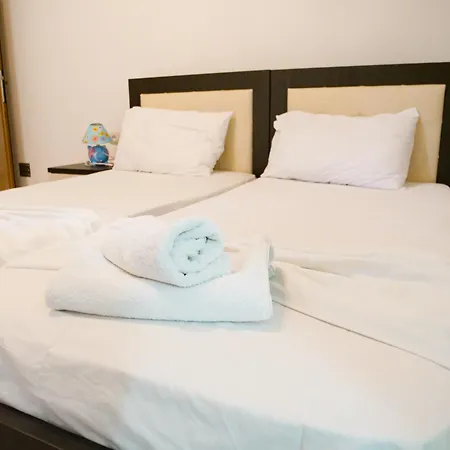 Aria Pura Konukevi